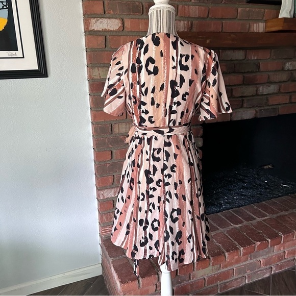 Anthropologie Hutch Blaise Leopard Print Wrap Dress Sz S PETITE - Picture 8 of 9